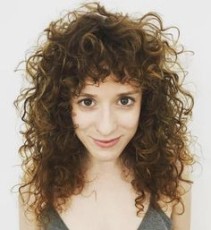 c2b0cb278536885484dc7266ec714c54-curly-hair-with-bangs-layered-hairstyles-with-bangs.jpg