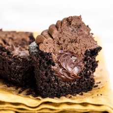 Chocolate-Blackout-Cupcakes-SQUARE.jpg