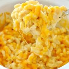 Crock-Pot-Macaroni-and-Cheese.jpg