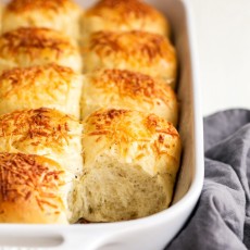 Easy-Garlic-Herb-and-Cheese-Rolls-SQUARE.jpg