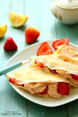 LEMON-CREPES-WITH-STRAWBERRIES-CREAM-CHEESE-FILLING.jpg