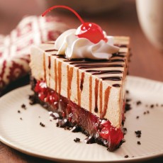 Luscious-Black-Forest-Cheesecake_exps34490_BOTH1753668A11_04_3bc_RMS.jpg