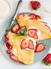 Strawberry-Crepes-with-Cream-Cheese-Filling.jpg
