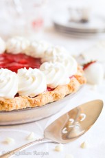 White-Chocolate-Strawberry-Cream-Pie-A-baJillian-Recipes-4.jpg