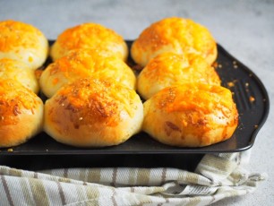 cheddar-cheese-buns-6.jpg