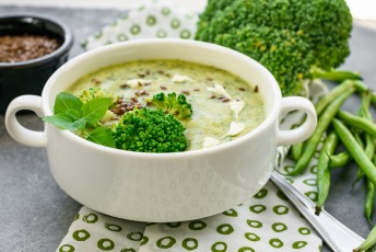 healthy-cream-of-broccoli-soup-1.jpg