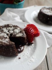 keto-chocolate-lava-cakes-main-photo-1.jpg
