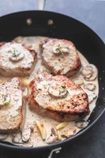 pork-chops-creamy-mushroom-sauce-5sm-3.jpg