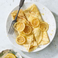 rolled-pancakes-with-lemon-sugar-and-candied-lemon-slices-0219-a621c405.jpg
