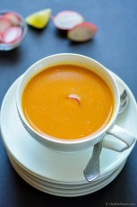 simple-vegan-thai-curry-carrot-soup-chefdehome-1.jpg