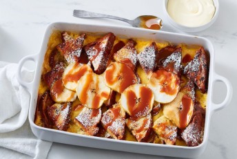 sticky-toffee-apple-bread-and-butter-pudding-138383-1.jpg