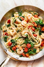 tomato-spinach-shrimp-pasta-1.jpg