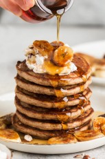 vegan-banana-pancakes-stack.jpg