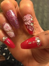 List : 30 Best Valentine’s Day Nail Designs You’ll Want to Recreate This February 14