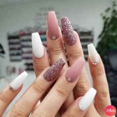 List : The Best Nail Art Ideas for Spring 2020