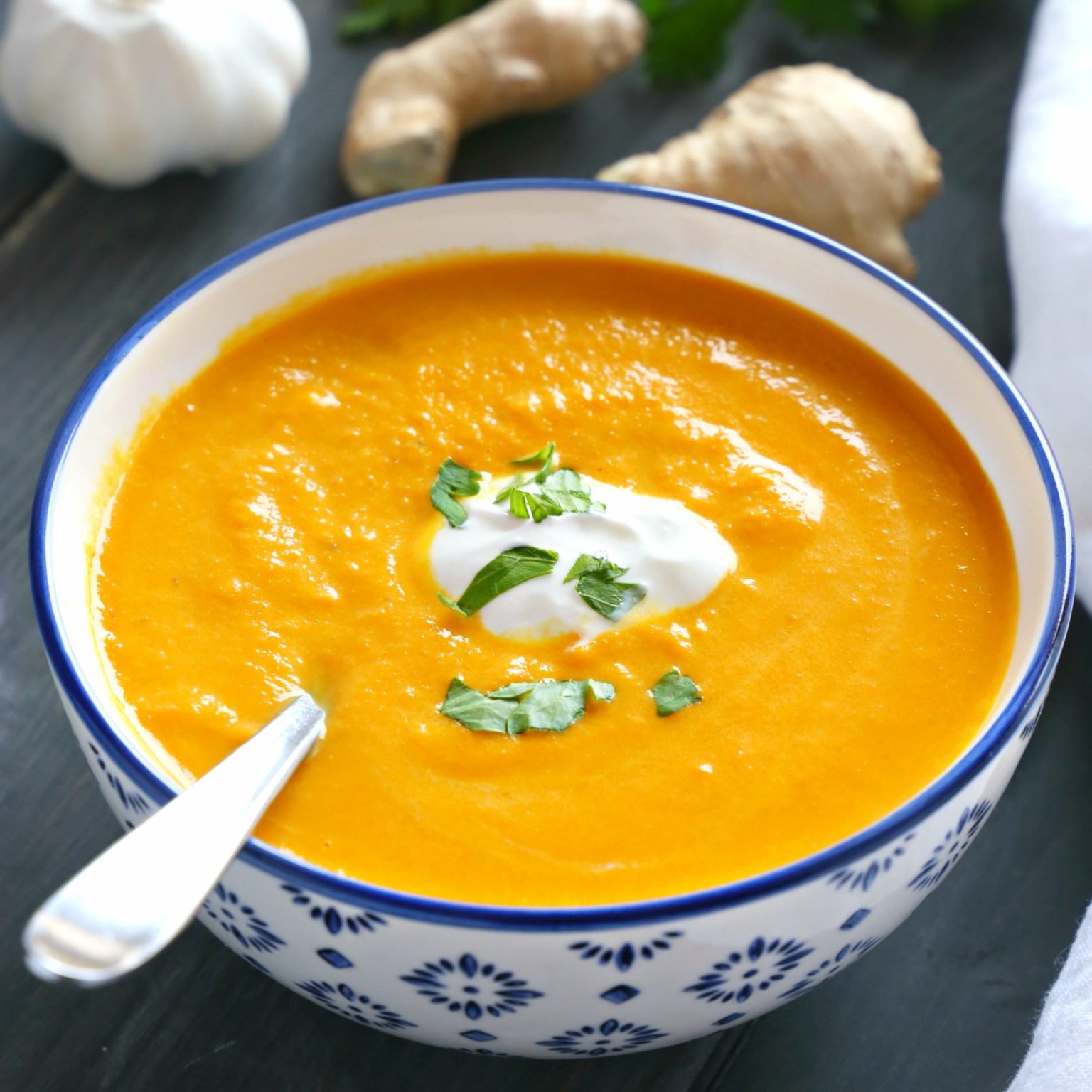Creamy Carrot Ginger Soup : Recipe and best photos