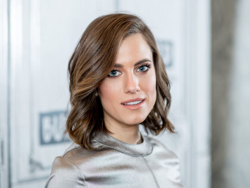 Allison Williams, cold summer, wears a light ash brown which makes her very sophisticated and acc